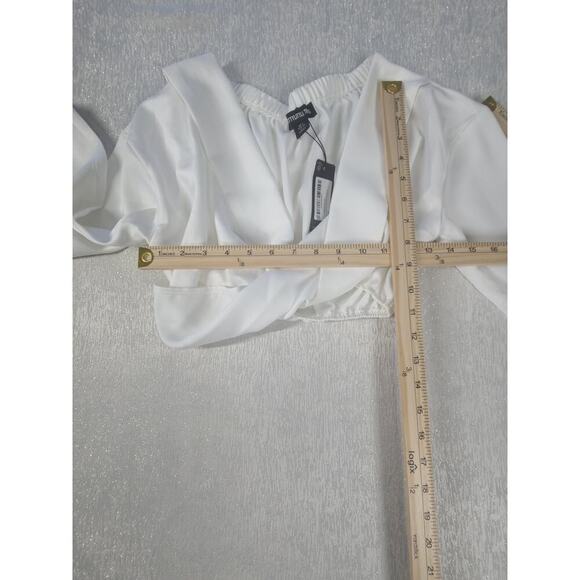 Pretty Little Thing White Satin Bardot twist front crop top women's blouse Sz 2 - Picture 9 of 12